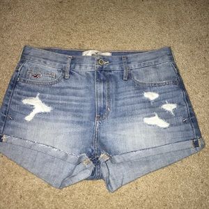 Women’s high waisted Hollister Shorts